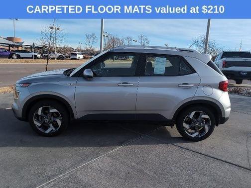 2023 Hyundai VENUE SEL