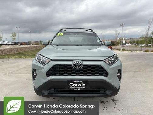 2020 Toyota RAV4 XLE