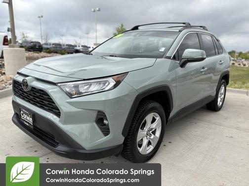 2020 Toyota RAV4 XLE