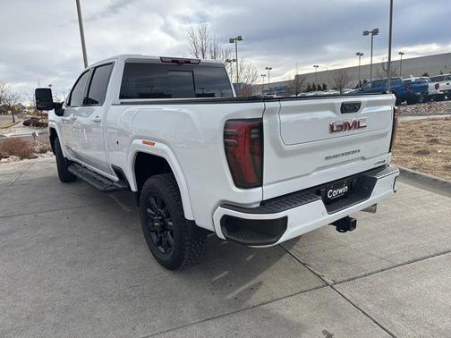 2025 GMC Sierra 2500 AT4