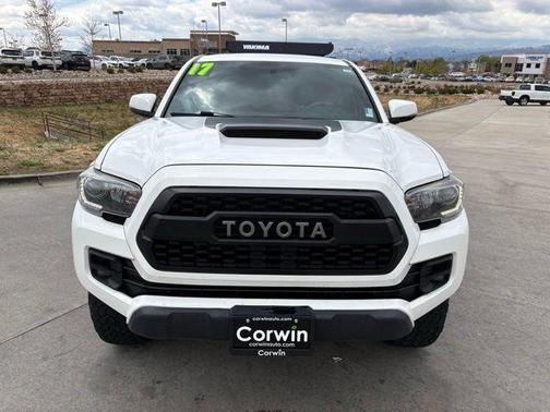 Super White 2017 Toyota Tacoma TRD Pro
