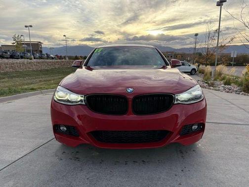 2017 BMW 330 Gran Turismo i xDrive