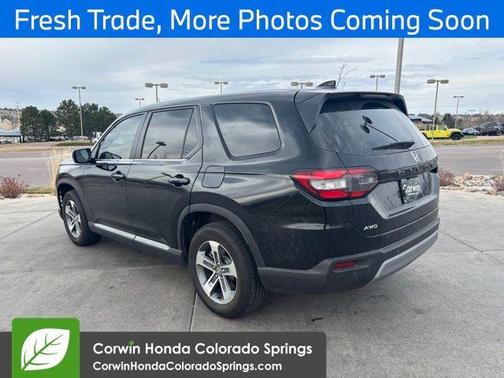 Crystal Black Pearl 2025 Honda Pilot EX-L