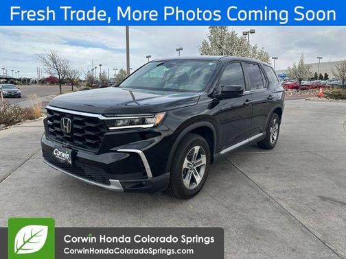 Crystal Black Pearl 2025 Honda Pilot EX-L