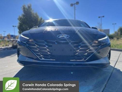 2022 Hyundai ELANTRA Limited