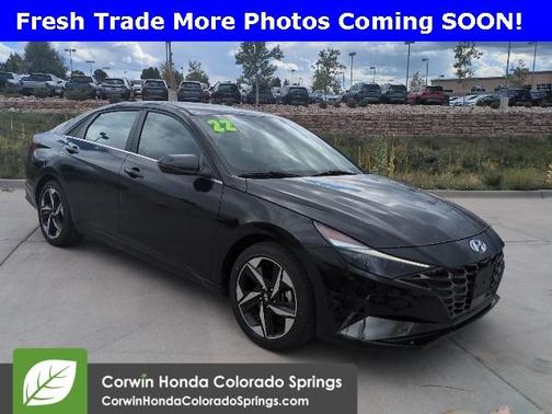 2022 Hyundai ELANTRA Limited