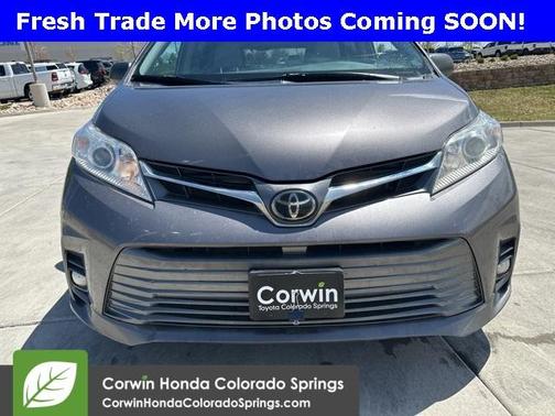 2019 Toyota Sienna XLE