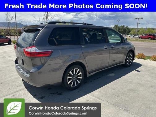 2019 Toyota Sienna XLE