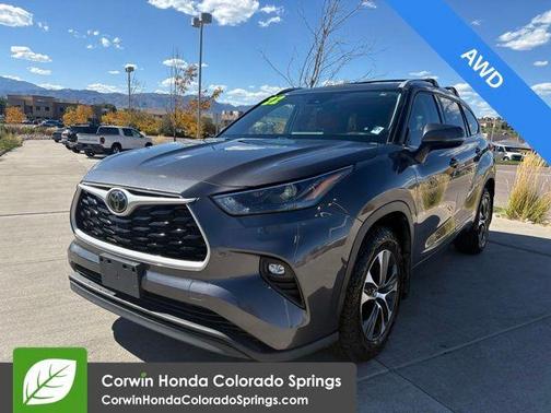 2022 Toyota Highlander XLE