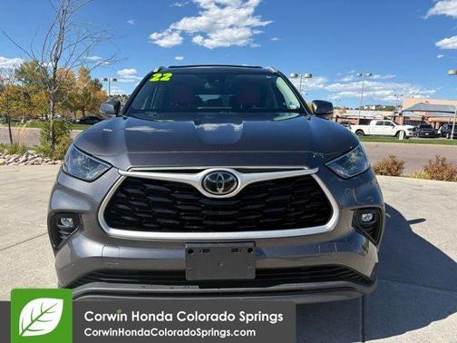 2022 Toyota Highlander XLE
