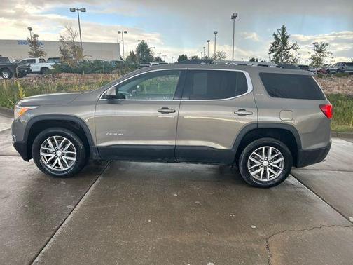 2019 GMC Acadia SLE-2