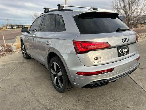 2024 Audi Q5 45 S line quattro Premium