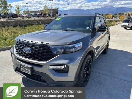 2023 Ford Explorer ST-Line