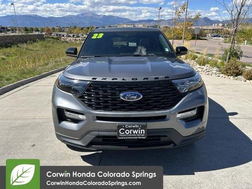 2023 Ford Explorer ST-Line