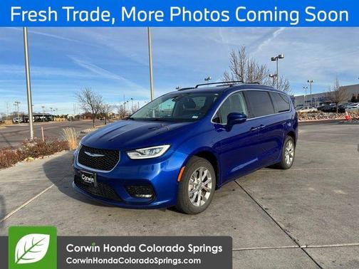 2021 Chrysler Pacifica Touring-L