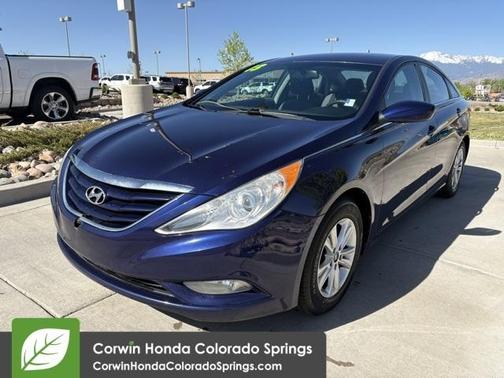 2013 Hyundai SONATA GLS