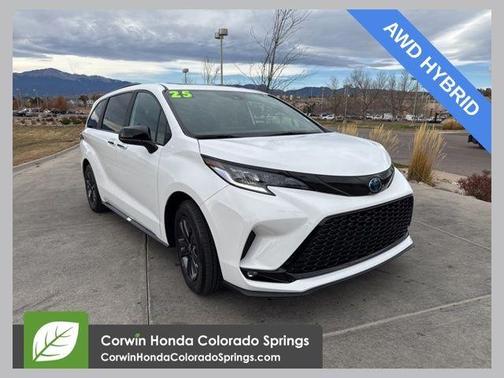 2025 Toyota Sienna XSE 7 Passenger