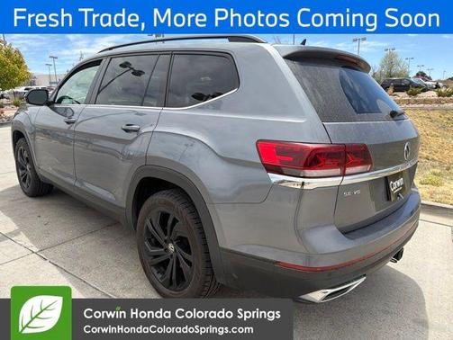 Platinum Gray Metallic 2022 Volkswagen Atlas 3.6L SE w/Technology
