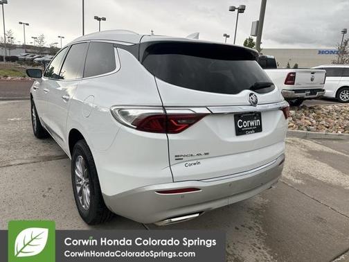 2024 Buick Enclave Essence