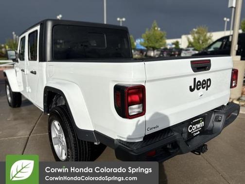 2023 Jeep Gladiator Sport