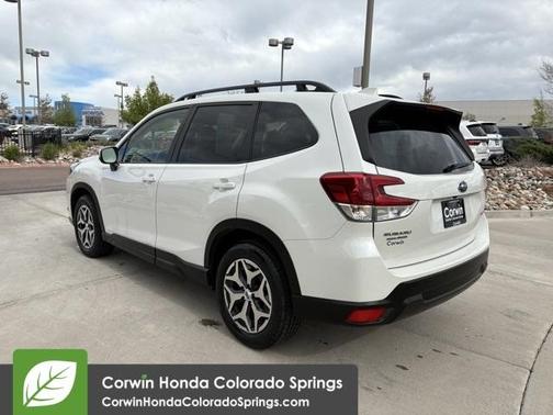 2023 Subaru Forester Premium