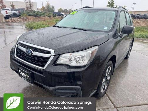 Crystal Black Silica 2018 Subaru Forester 2.5i