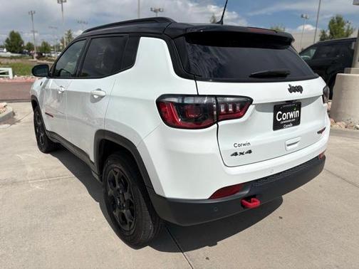 2024 Jeep Compass Trailhawk