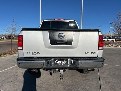 2012 Nissan Titan SV