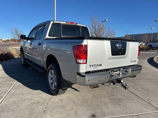 2012 Nissan Titan SV