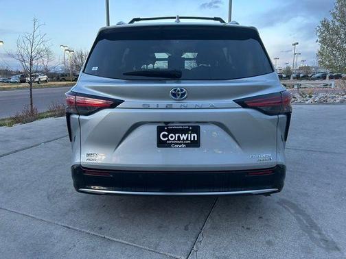 2021 Toyota Sienna 