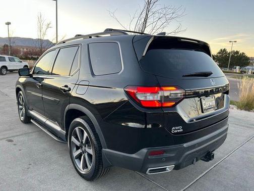 2023 Honda Pilot Touring