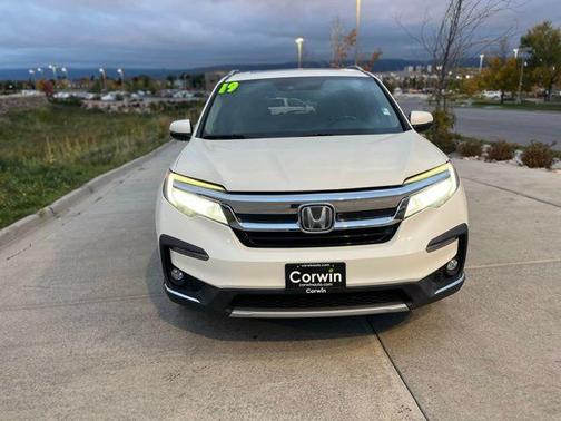 2019 Honda Pilot Touring 8-Passenger
