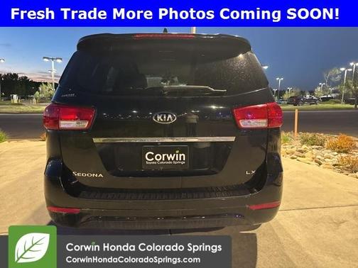 2017 Kia Sedona LX