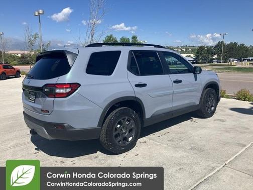 2025 Honda Pilot TrailSport