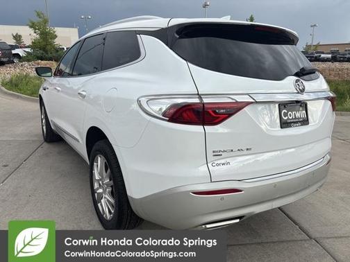 2024 Buick Enclave Essence