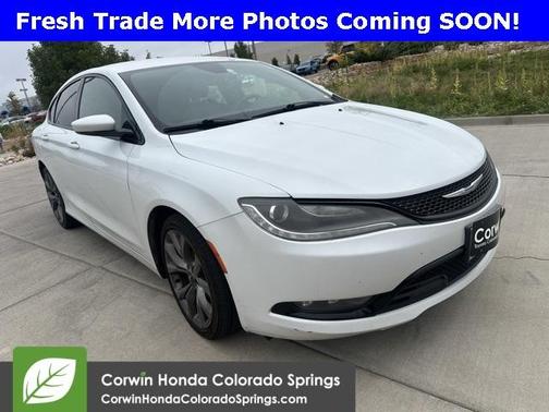 2015 Chrysler 200 S