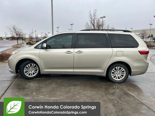 2016 Toyota Sienna L