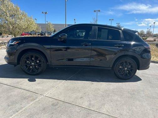 Crystal Black Pearl 2025 Honda HR-V Sport