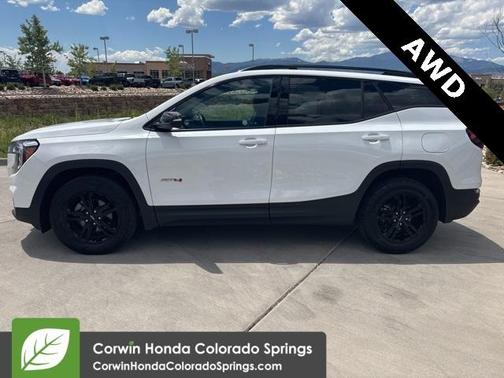 2023 GMC Terrain AT4