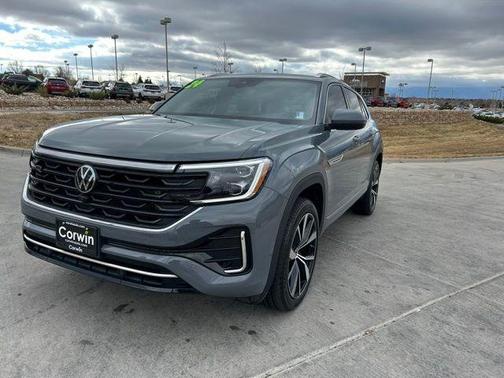 2024 Volkswagen Atlas Cross Sport 2.0T SEL Premium R-Line