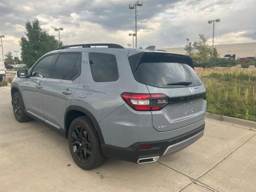2025 Honda Pilot Touring+