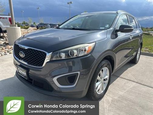 2017 Kia Sorento LX