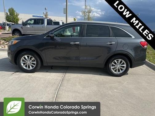 2017 Kia Sorento LX