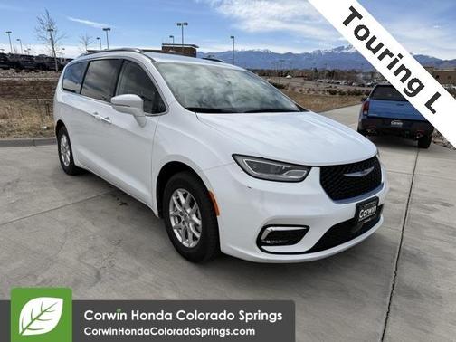 2021 Chrysler Pacifica Touring-L