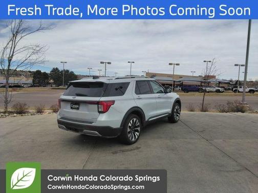 2025 Ford Explorer Platinum