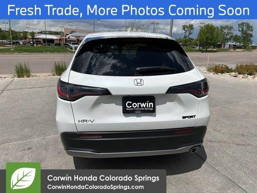 Platinum White Pearl 2025 Honda HR-V Sport