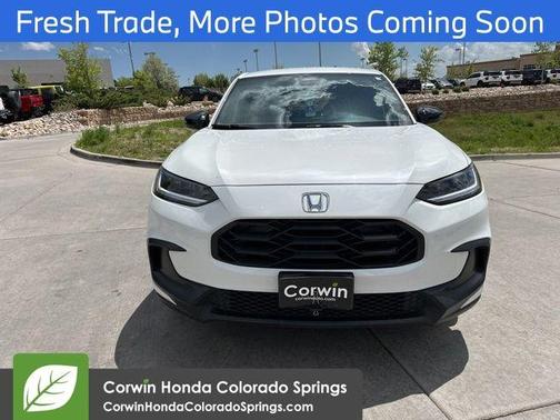 Platinum White Pearl 2025 Honda HR-V Sport