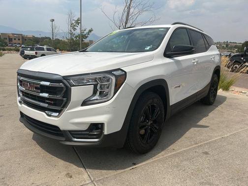 2023 GMC Terrain AT4