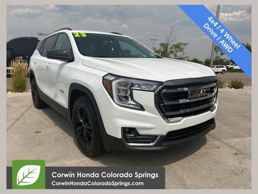 2023 GMC Terrain AT4