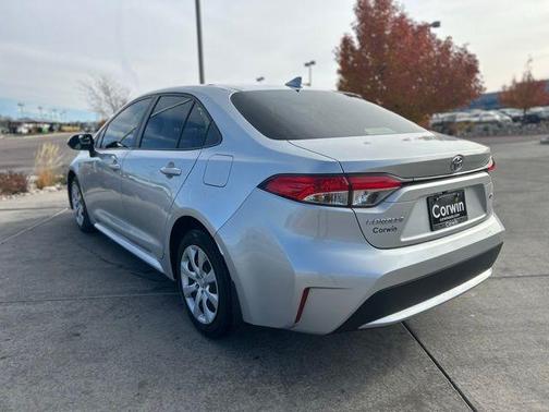 2022 Toyota Corolla LE